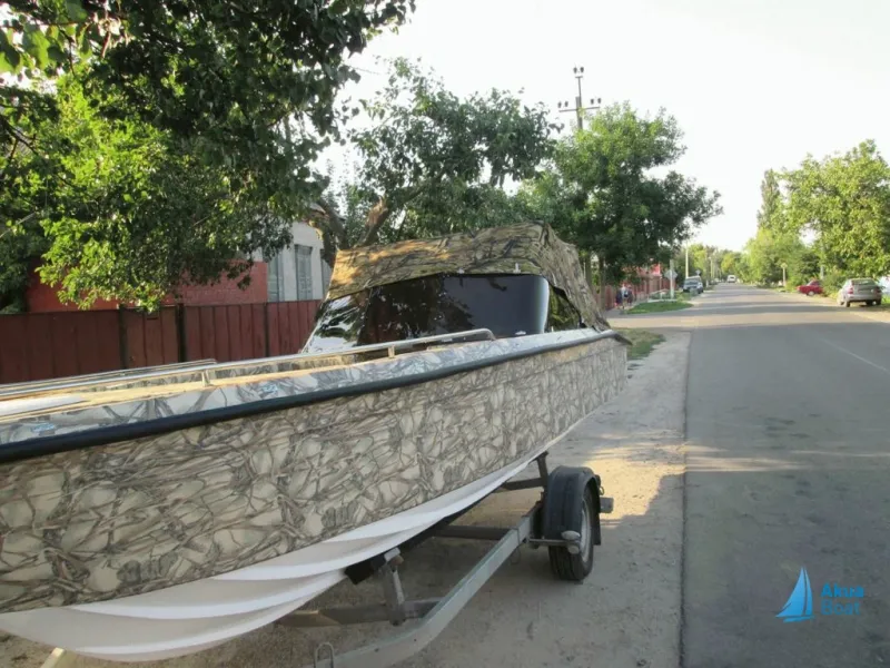 Пластиковая лодка Тунец 580, фото: 6