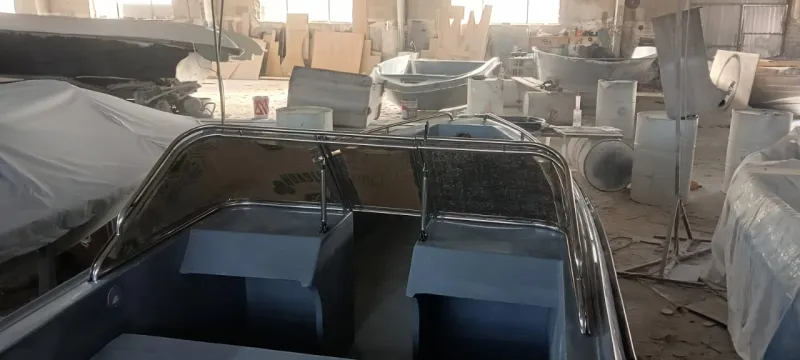 Пластиковая лодка Тунец 580, фото: 10