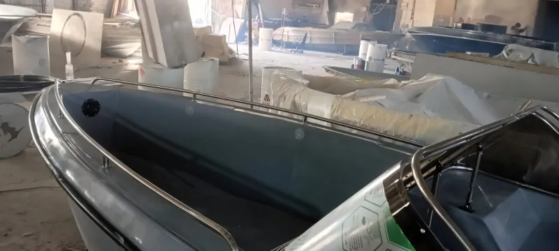 Пластиковая лодка Тунец 580, фото: 5