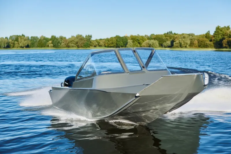 Каютный катер Пионер-410XL, фото: 2