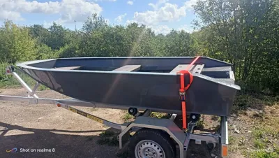 Каютный катер Furia-400 обложка