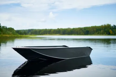 Пластиковая лодка Furia-400 обложка