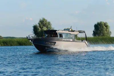 Swift Chaser Admiral
