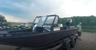 Лодка Тундра 520