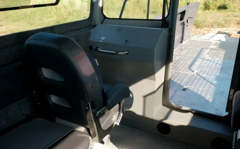 ALEUT LC112 Explorer, фото: 7