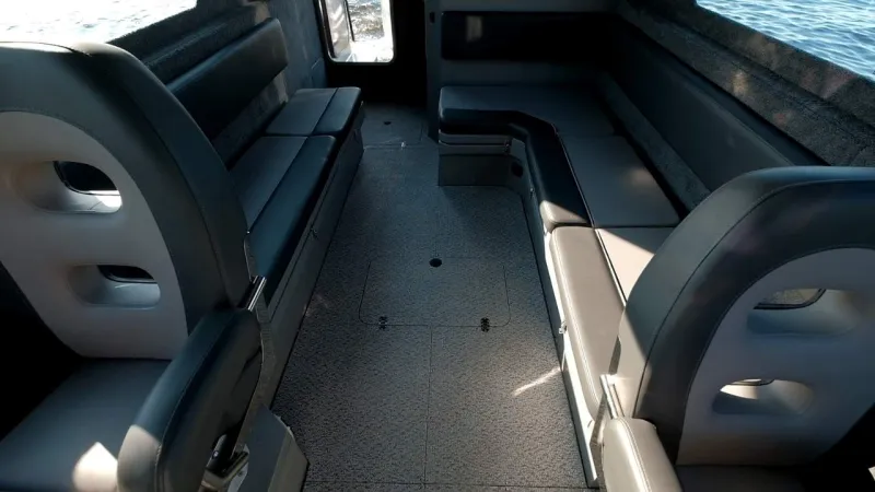 ALEUT LC112 Explorer, фото: 6