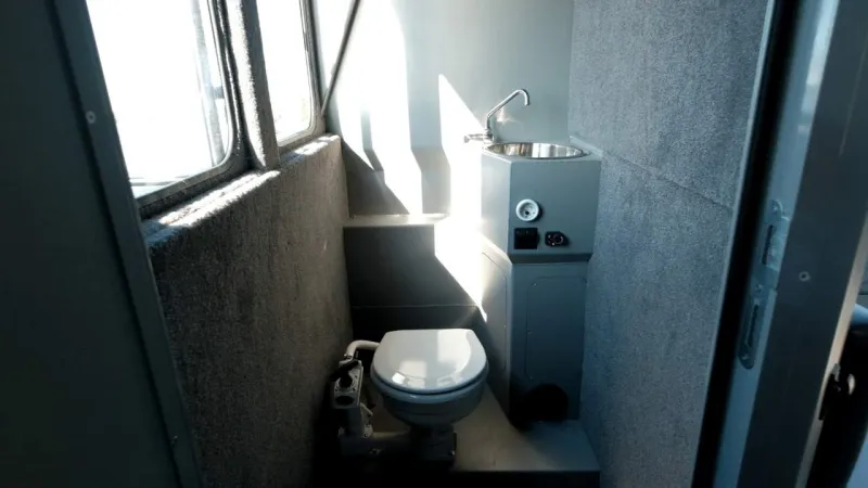 ALEUT LC112 Explorer, фото: 4