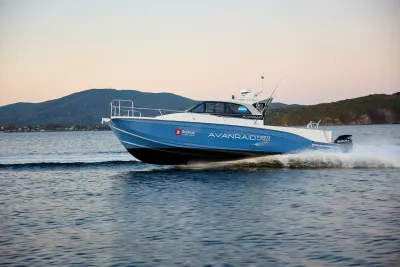 Лодка AVANRAID F380 KATRAN