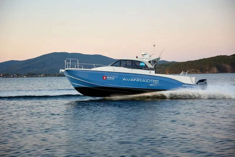 Катер AVANRAID F380 KATRAN, фото: 1