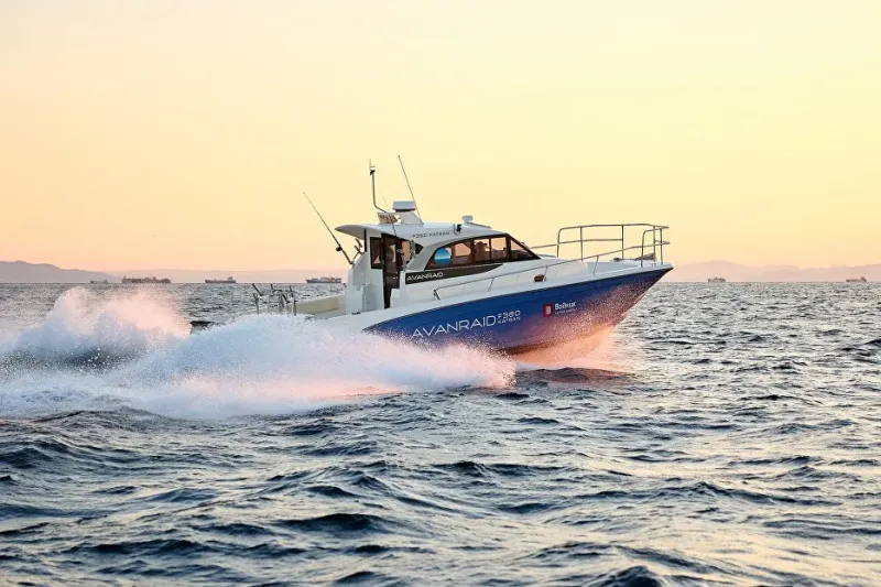 Катер AVANRAID F380 KATRAN, фото: 13