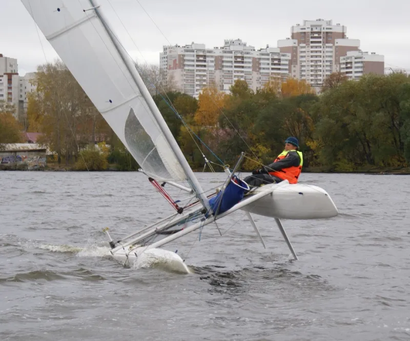 Моторная лодка Катамаран F-16, фото: 8