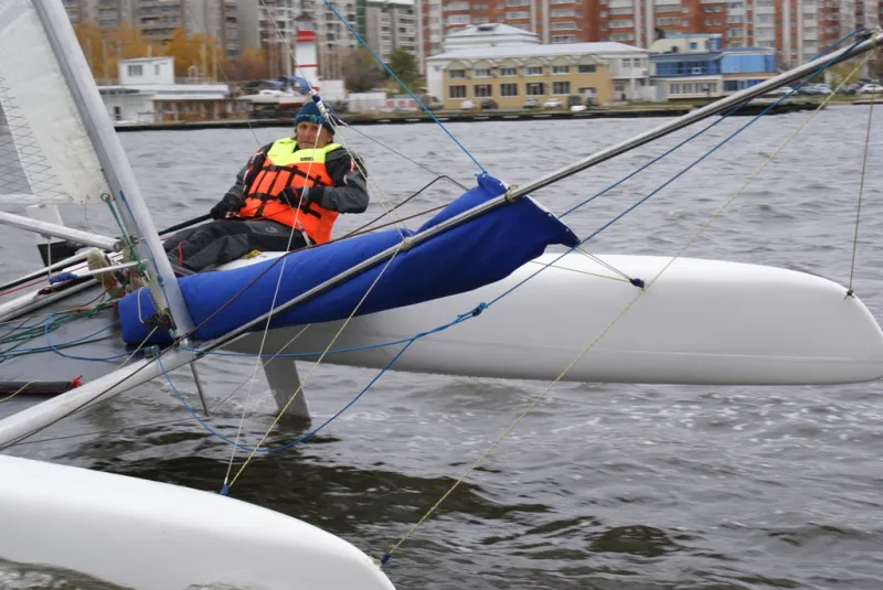 Моторная лодка Катамаран F-16, фото: 7