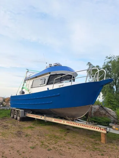 Лодка Моторная яхта Ямал-29М