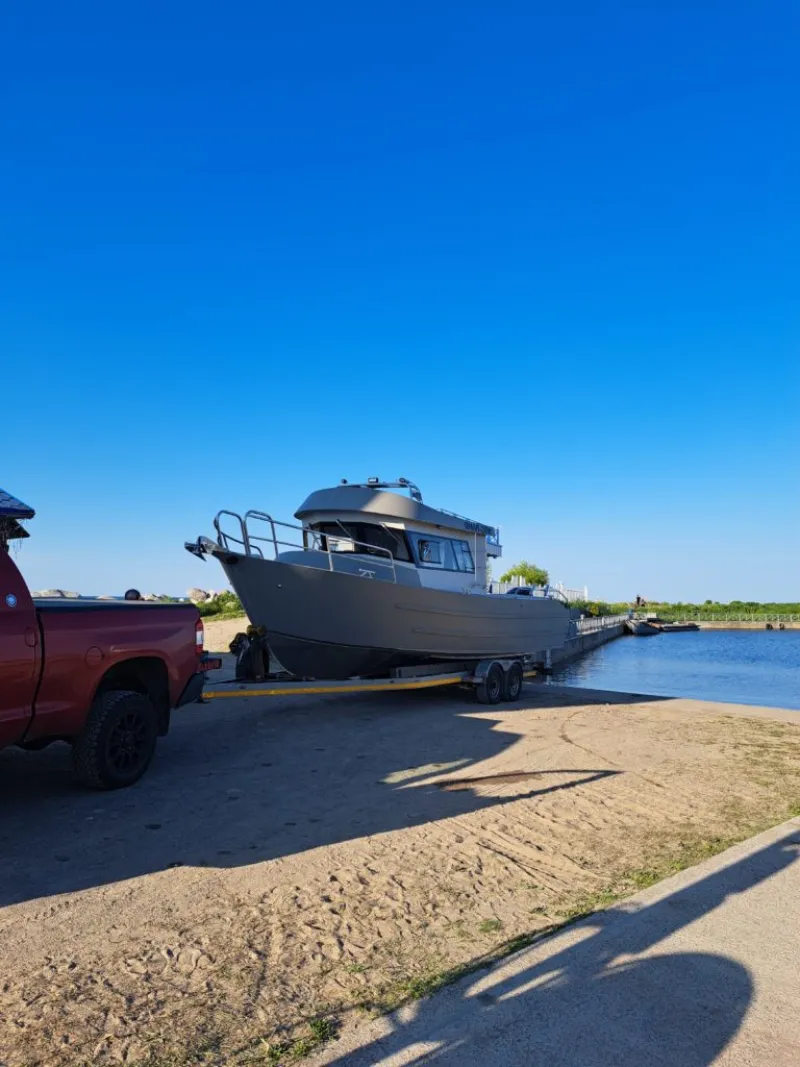 Алюминиевая лодка Моторная яхта Ямал-29М, фото: 100