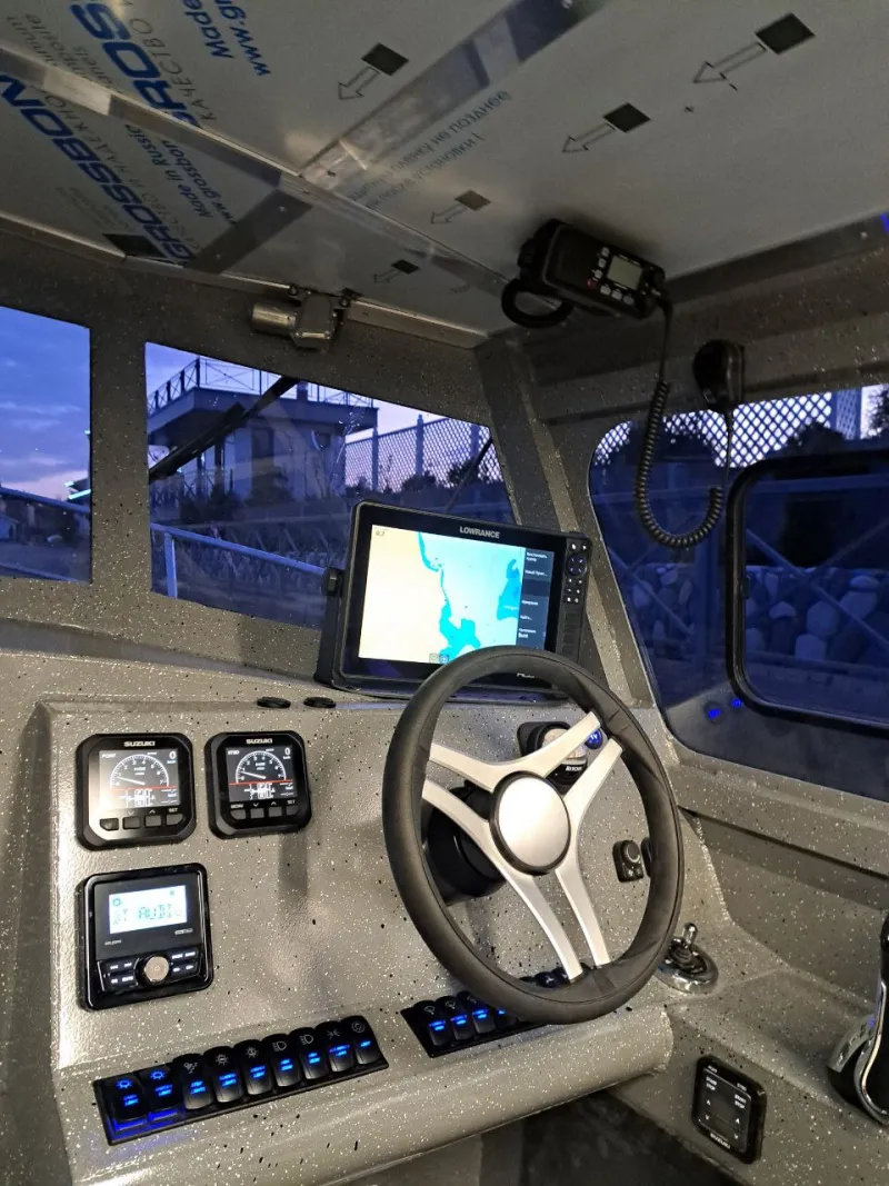 Алюминиевая лодка Моторная яхта Ямал-29М, фото: 58