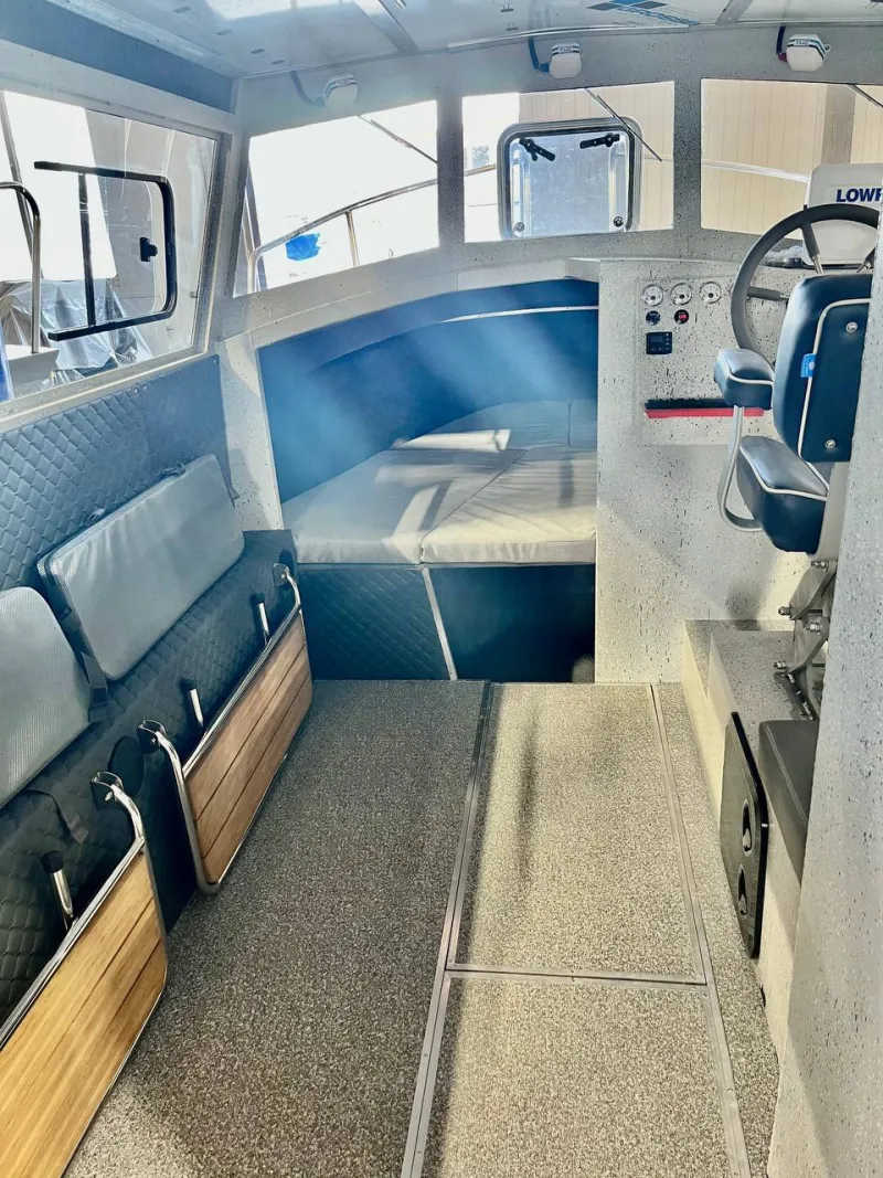 Алюминиевая лодка Моторная яхта Ямал-29М, фото: 40