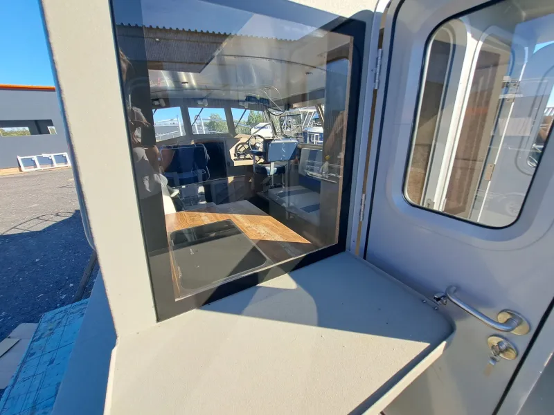 Алюминиевая лодка Моторная яхта Ямал-29М, фото: 30