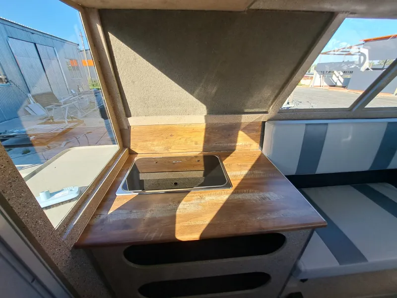 Алюминиевая лодка Моторная яхта Ямал-29М, фото: 25