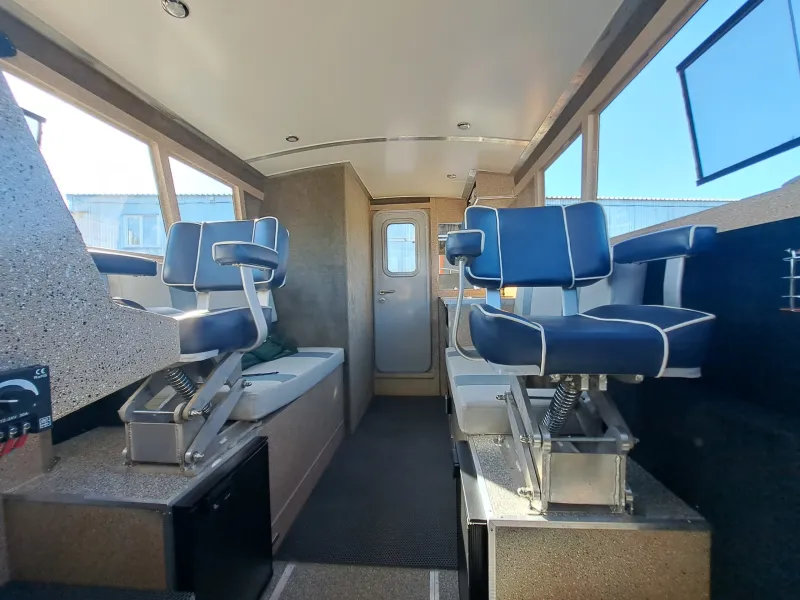 Алюминиевая лодка Моторная яхта Ямал-29М, фото: 23