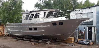 Лодка Ямал-44