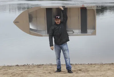 Лодка Малютка