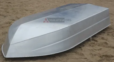 Лодка Малютка