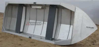 Лодка Малютка