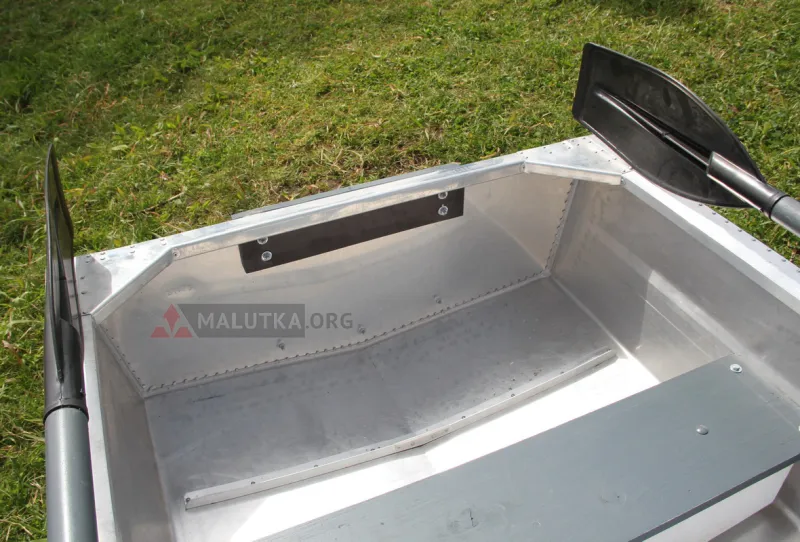 Весельная лодка Малютка-Н 2.9 м. с транцем - купить алюминевую лодку по выгодной цене | Фирма 