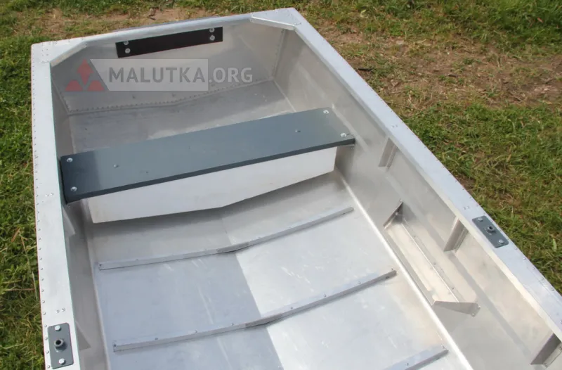 Весельная лодка Малютка-Н 2.9 м. с транцем - купить алюминевую лодку по выгодной цене | Фирма 