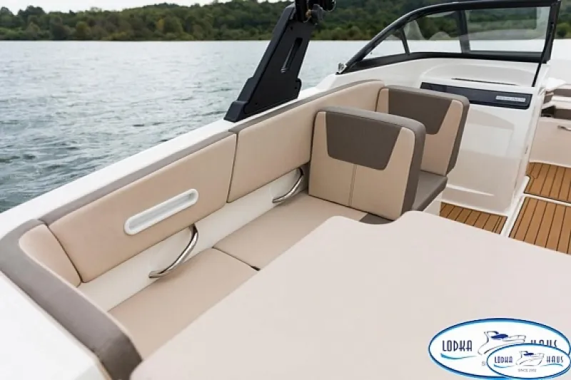 Катер Bayliner VR4 E, фото: 5