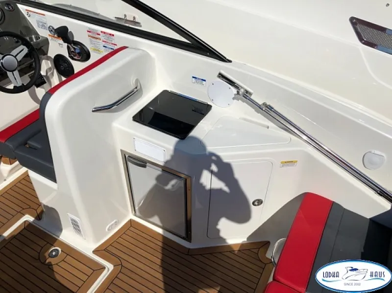 Катер Bayliner 742 R Cuddy, фото: 6