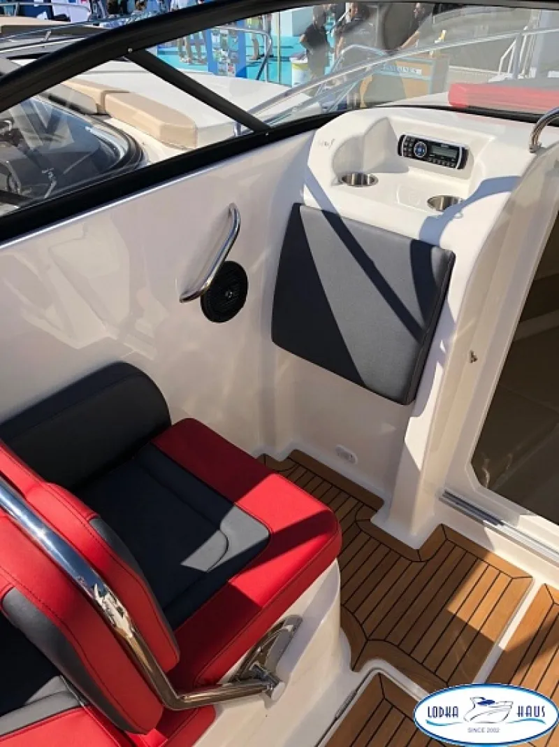 Катер Bayliner 742 R Cuddy, фото: 5