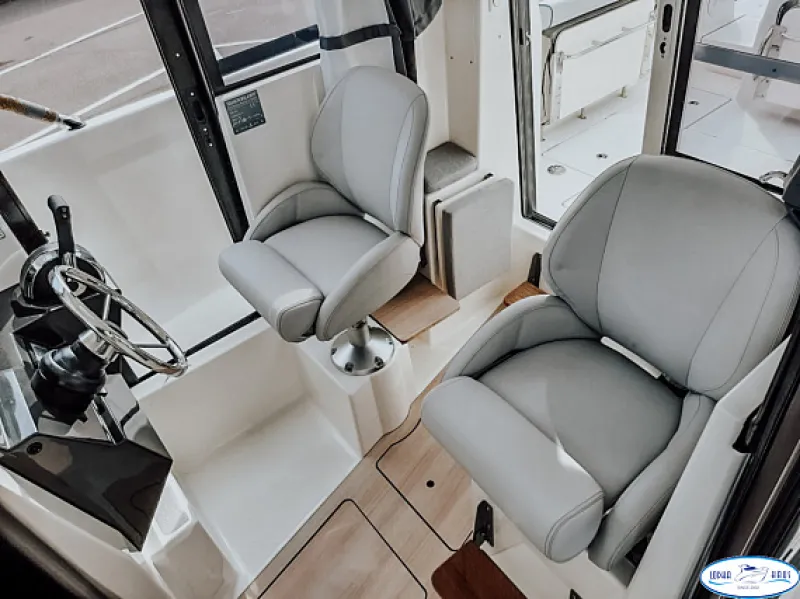 Quicksilver 705 Pilothouse, фото: 7