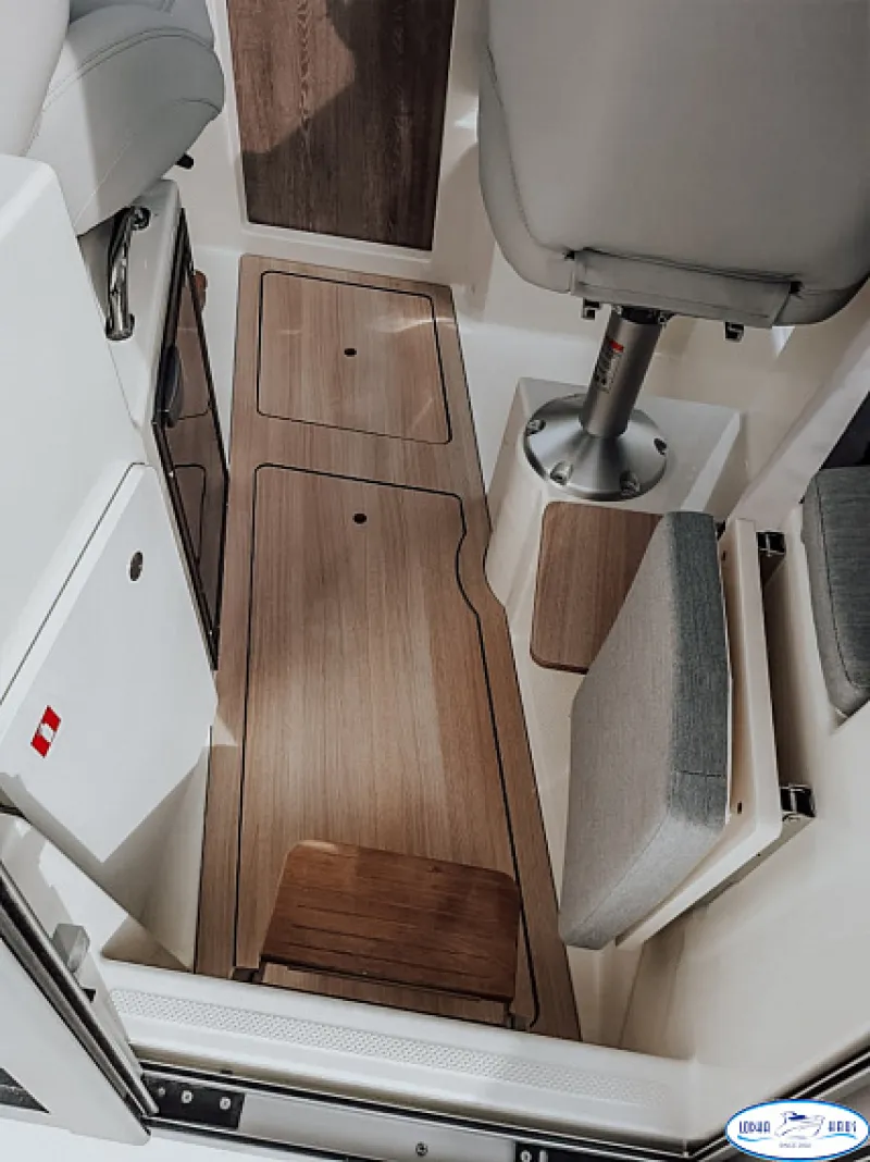 Quicksilver 705 Pilothouse, фото: 4
