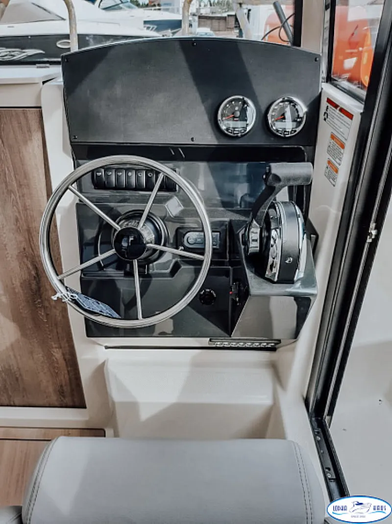 Quicksilver 705 Pilothouse, фото: 3