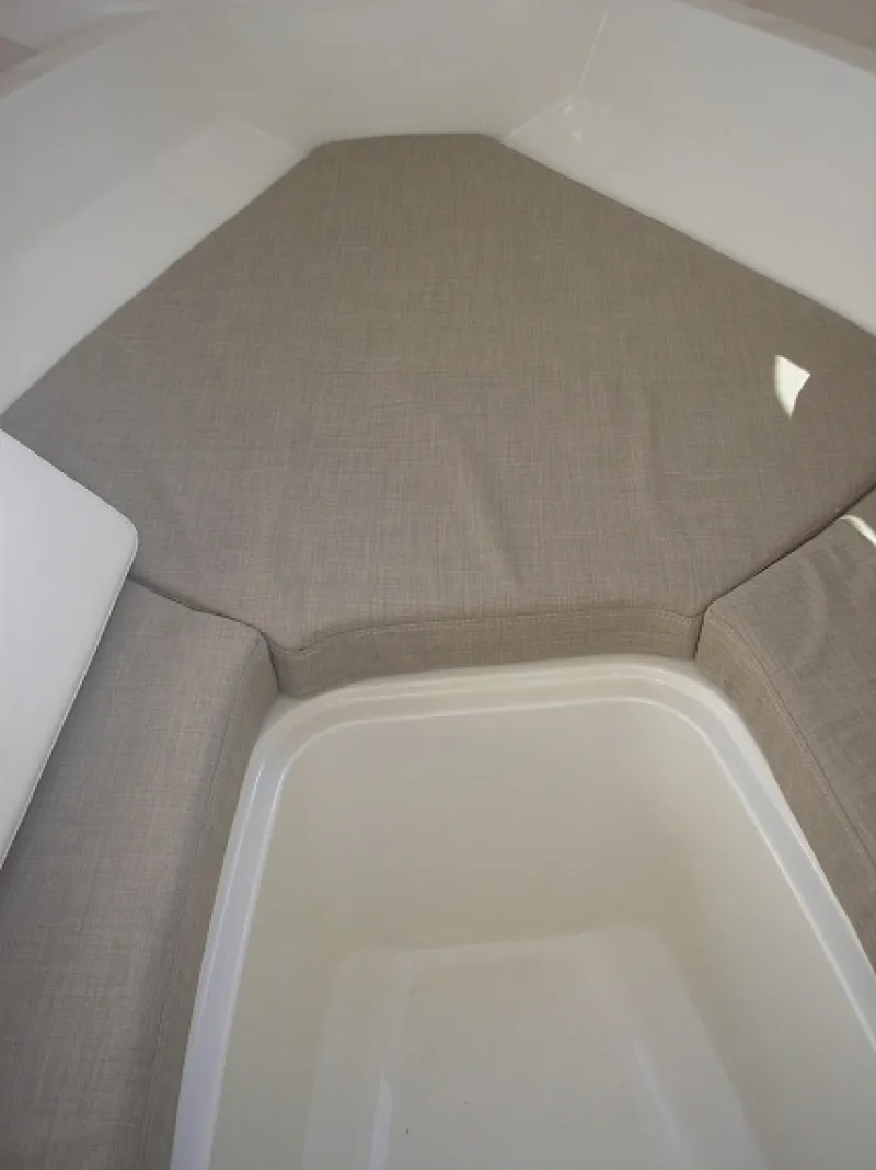 Катер Bayliner VR5O Cuddy, фото: 6