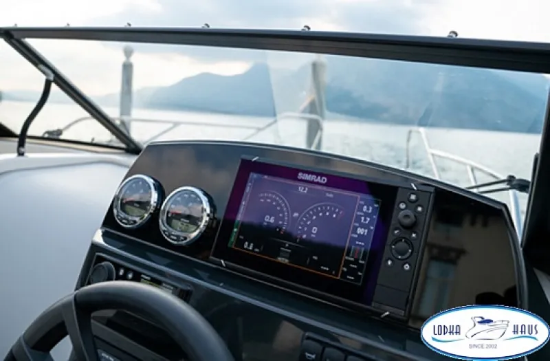 Кабинный катер Quicksilver Activ 675 Cruiser, фото: 2