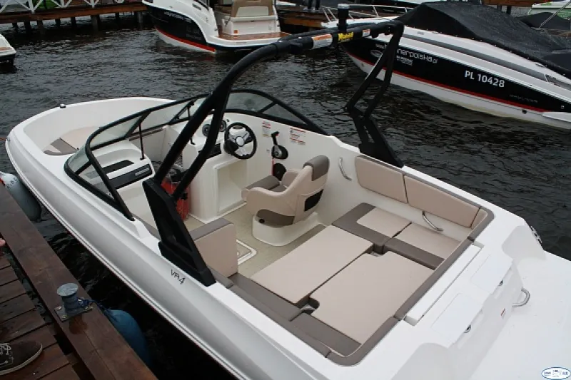 Катер Катер Bayliner VR4 OE, фото: 9