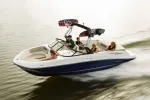 Моторная лодка Катер Bayliner VR6E