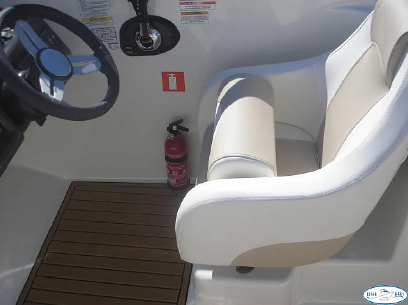 Bayliner VR6OE, фото: 7