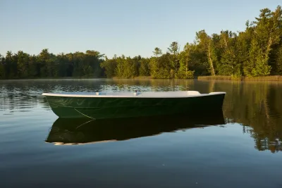 Пластиковая лодка Афалина 360 обложка