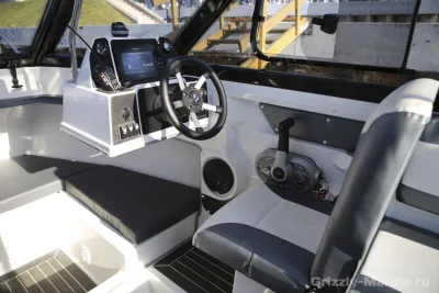 GRIZZLY 600 CABIN