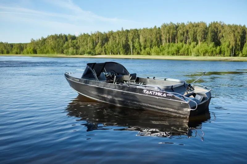 Каютный катер Тактика 490, фото: 2