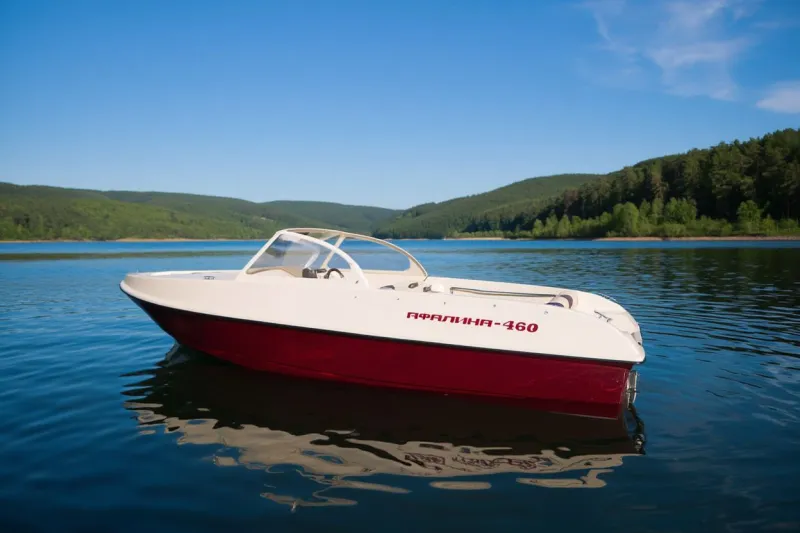 Пластиковая лодка  Афалина-460, фото: 2