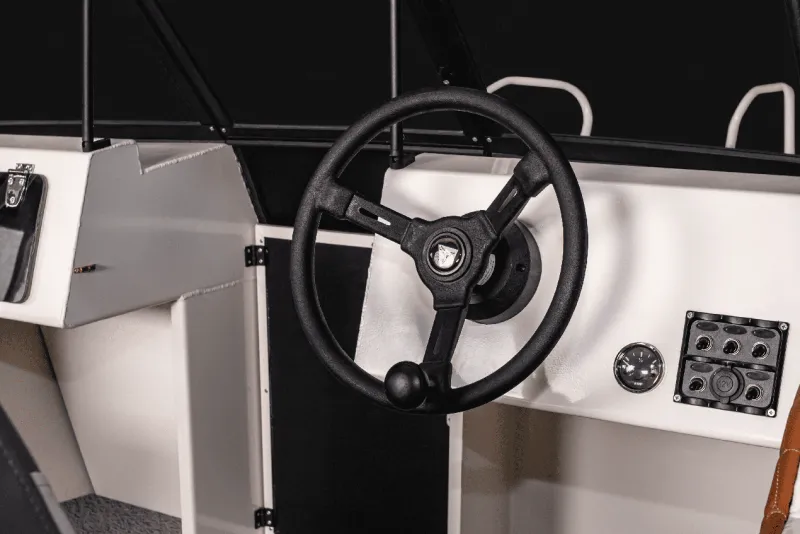 Моторная лодка Алюминиевая лодка Тактика 550 Bowrider, фото: 3