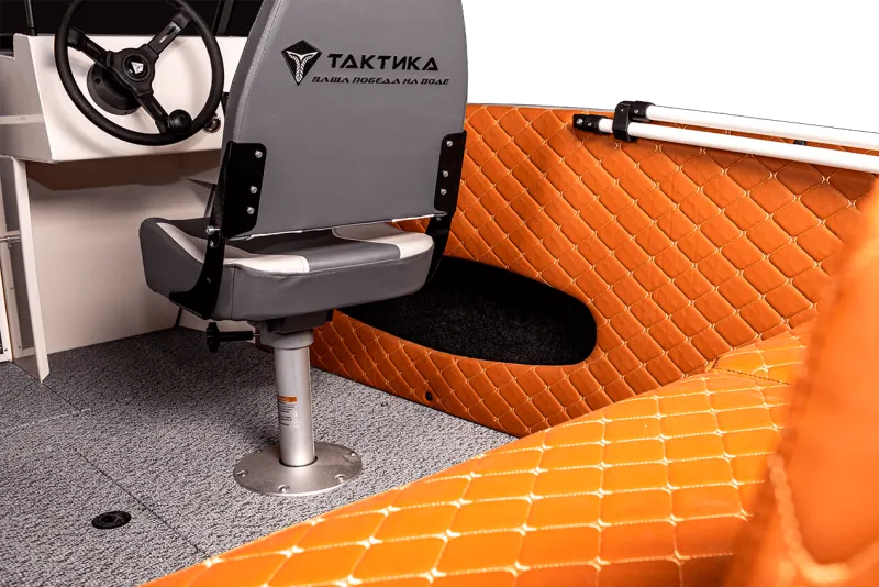 Моторная лодка Алюминиевая лодка Тактика 550 Bowrider, фото: 10