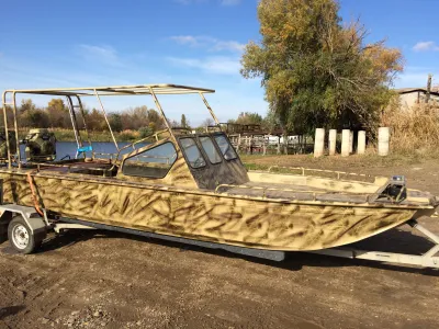 Каютный катер Maxiboat 6.5 обложка