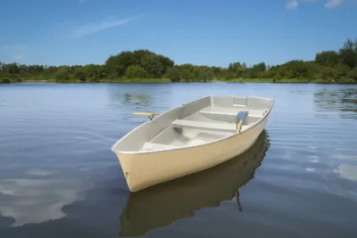 Каютный катер Спрей 430 обложка