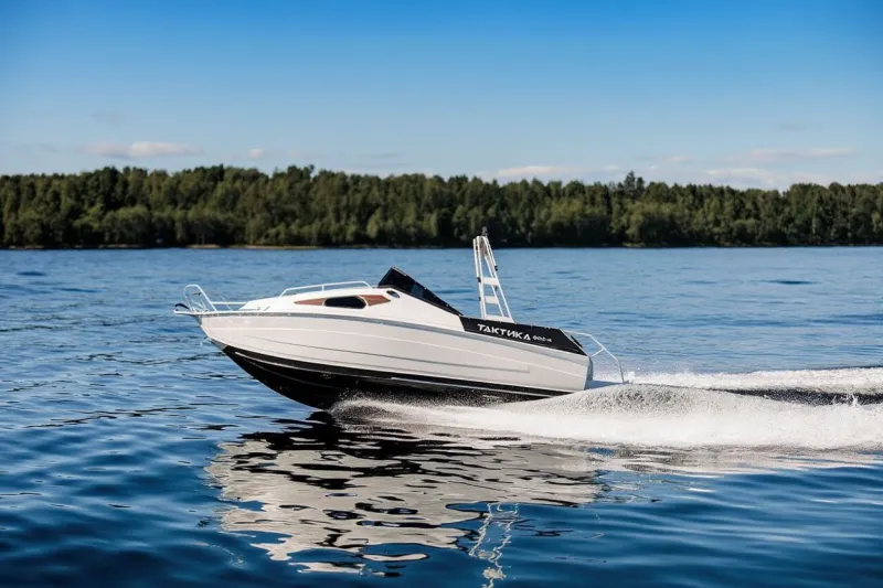 Дистанционная лодка Тактика 600 Cruise, фото: 2