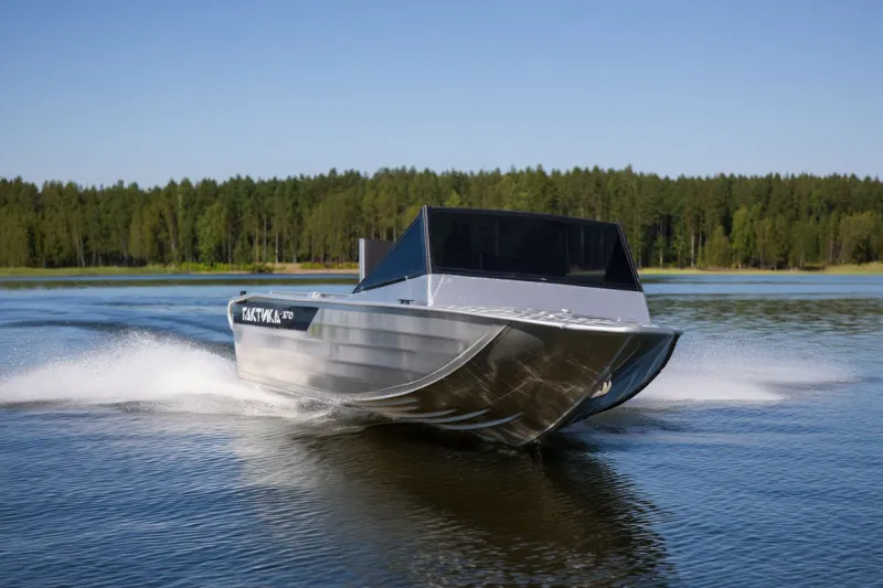 Дистанционная лодка Тактика 370 (Classic), фото: 3